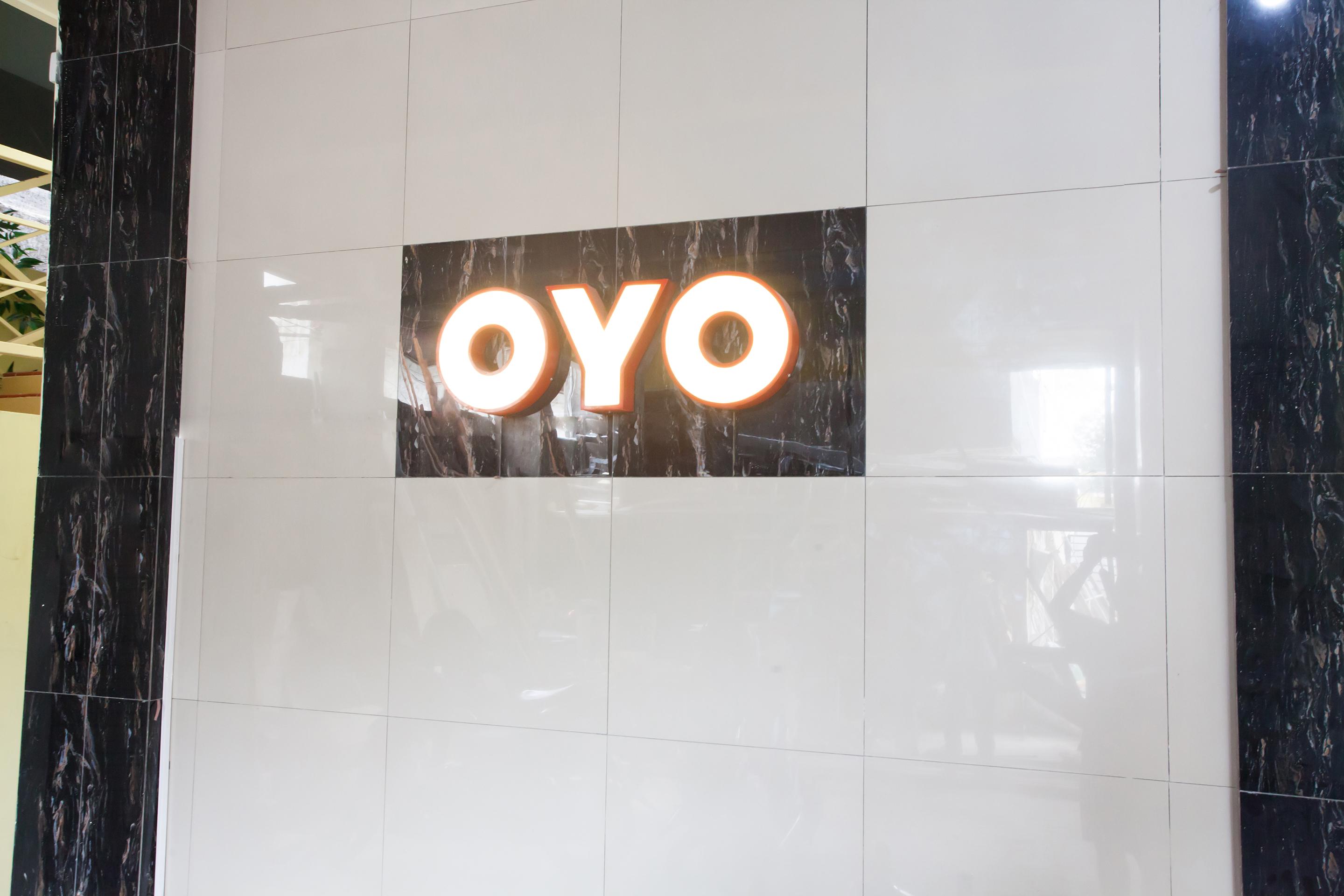 OYO 990 Stadion Residence Syariah Medan Exterior foto